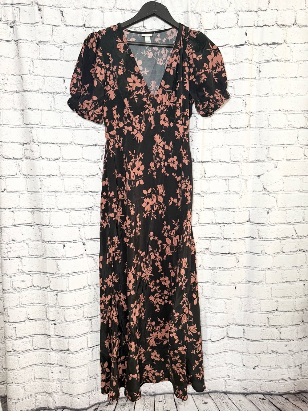 A new day. Black floral dress. Size S